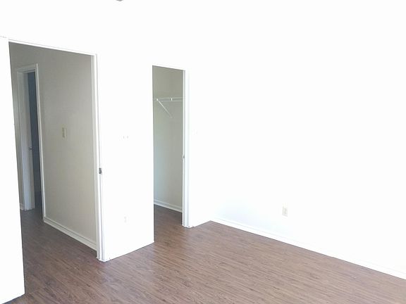 2nd image of 1000 Sagewood Trl
