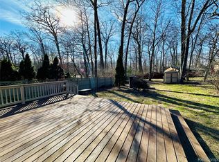 3584 Ashview St, West Bloomfield, MI