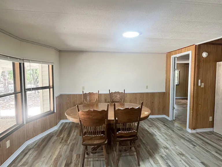 1038 Sandy Oaks Rd — Photo 12