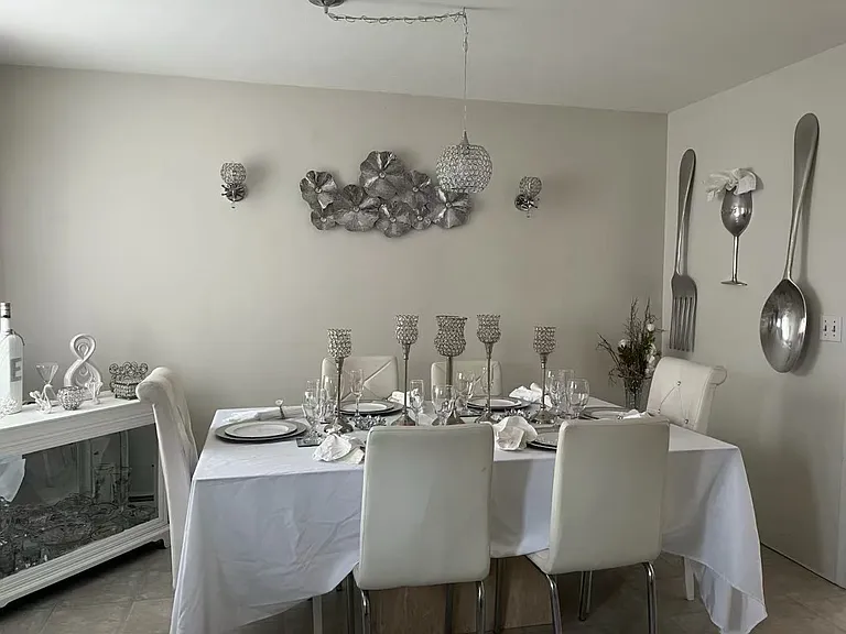 13 Edward St #2 — Photo 3