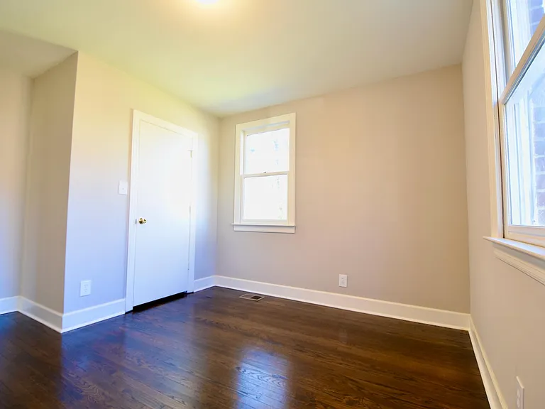 120 Donelsonwood Dr — Photo 9