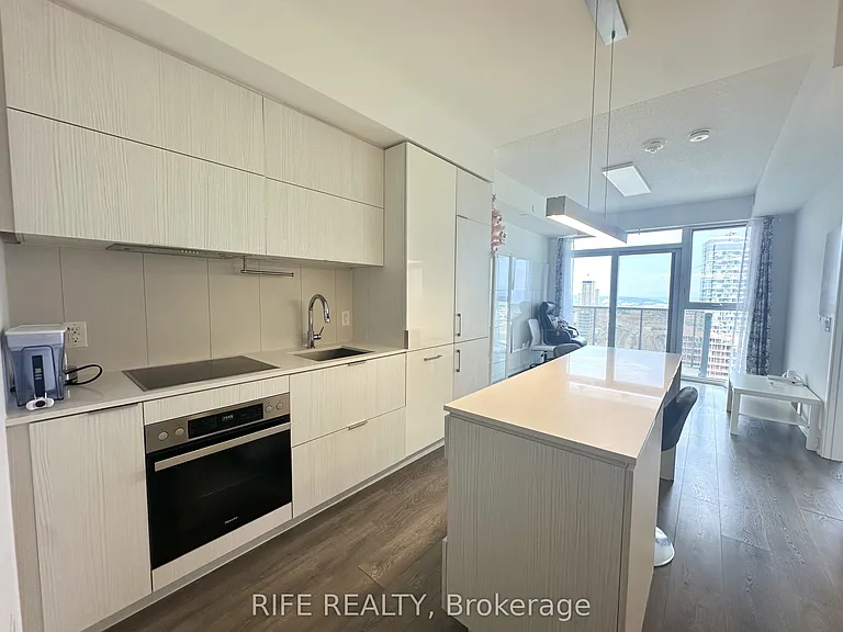 20 Richardson St #3411 — Photo 8