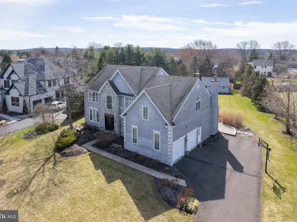 1842 Hunters Horn Ln, Quakertown, PA 18951