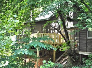 46 July Ln, Blue Ridge, GA 30513