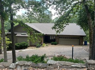 36 Basildon Cir, Bella Vista, AR 72715