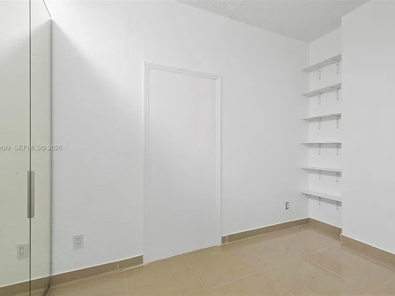 19380 Collins Ave #6 — Photo 14