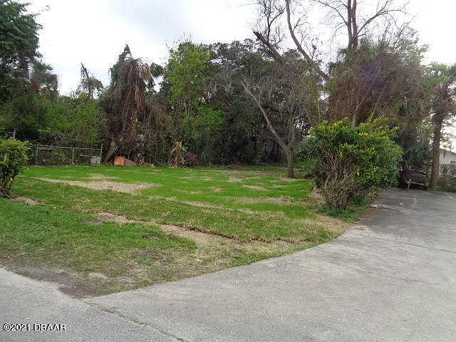 2nd image of 366 Lane St