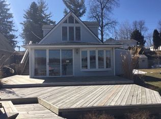 1011 Sunrise Park St, Howell, MI 48843