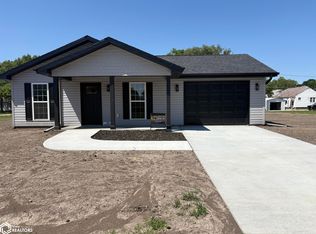 205 E Prospect St, Red Oak, IA 51566