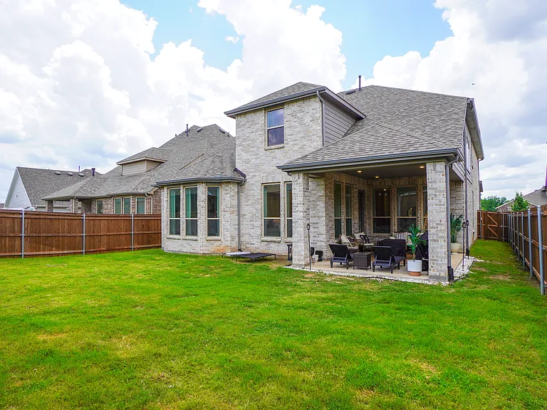 5727 Huffines Blvd — Photo 43