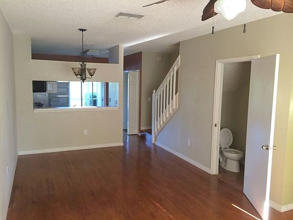 5th image of 12386 Berkeley Square Dr