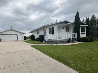 W853 Klondike Rd, Berlin, WI 54923