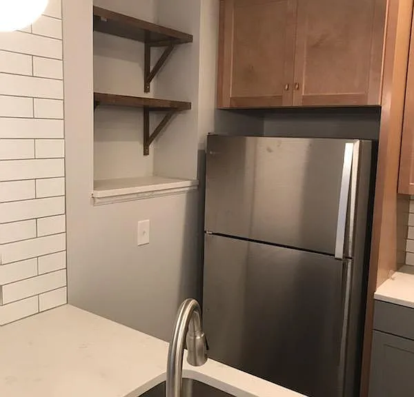 834 Kerr St — Photo 5