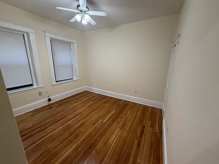 1318 Commonwealth Ave #8 — Photo 2