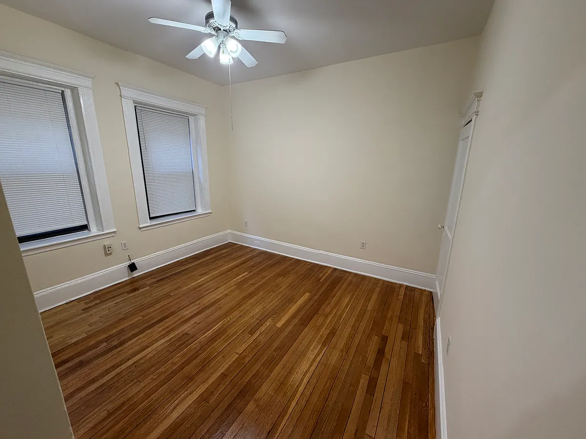 Building Photo - 1318 Commonwealth Ave #8