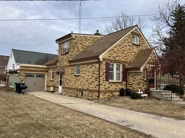 156 Vermont St, Beaver Dam, WI 53916