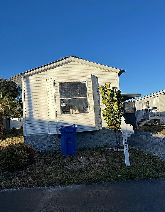 1st image of 1372 Autumn Dr