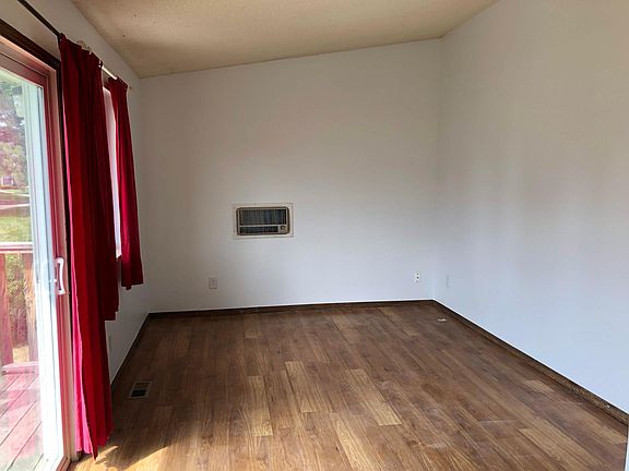 Formal dining room area