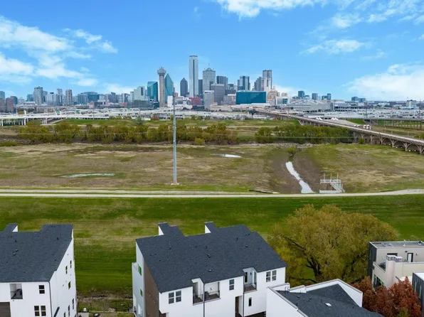 381 E Greenbriar Ln #1301, Dallas, TX 75203