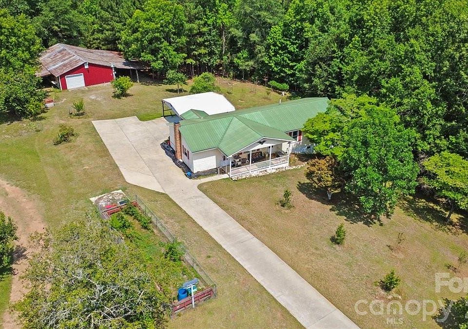 1st image of 405 Watson Hill Ln