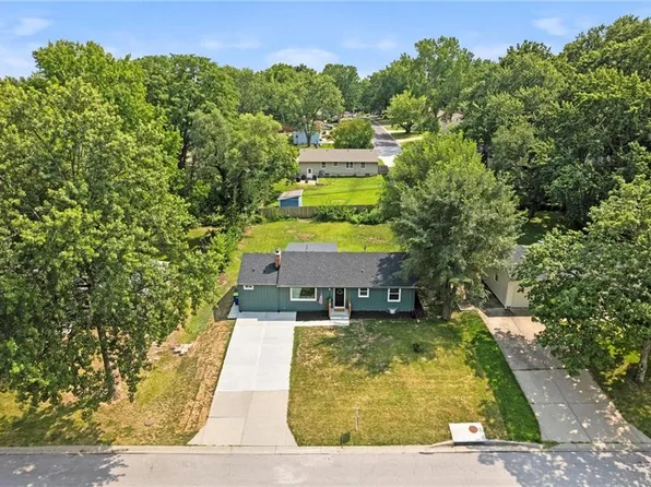 6509 W 72nd Ter, Overland Park, KS 66204