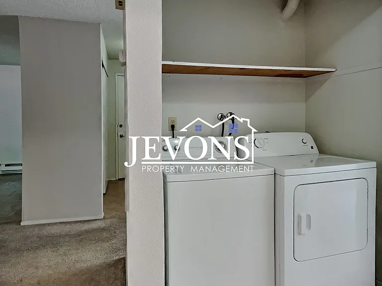 5017 S Orchard St #D — Photo 21