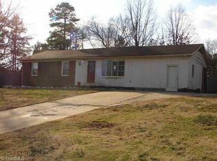 163 Tamworth Rd, Denton, NC 27239