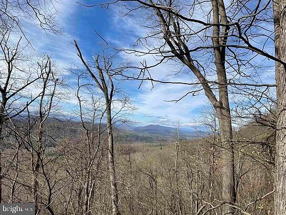 2nd image of Hopkins Gap Rd