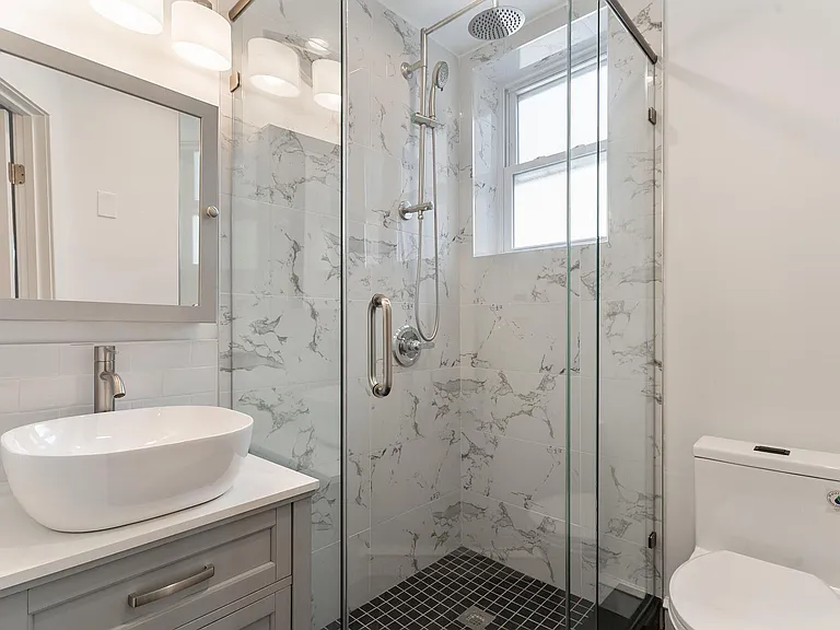 2552 S Sartain St — Photo 19