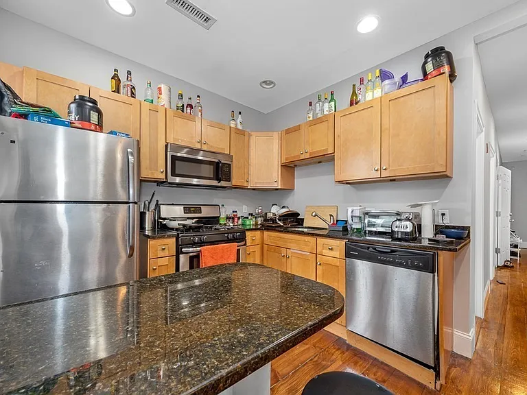 16 Sewall St #1A — Photo 7