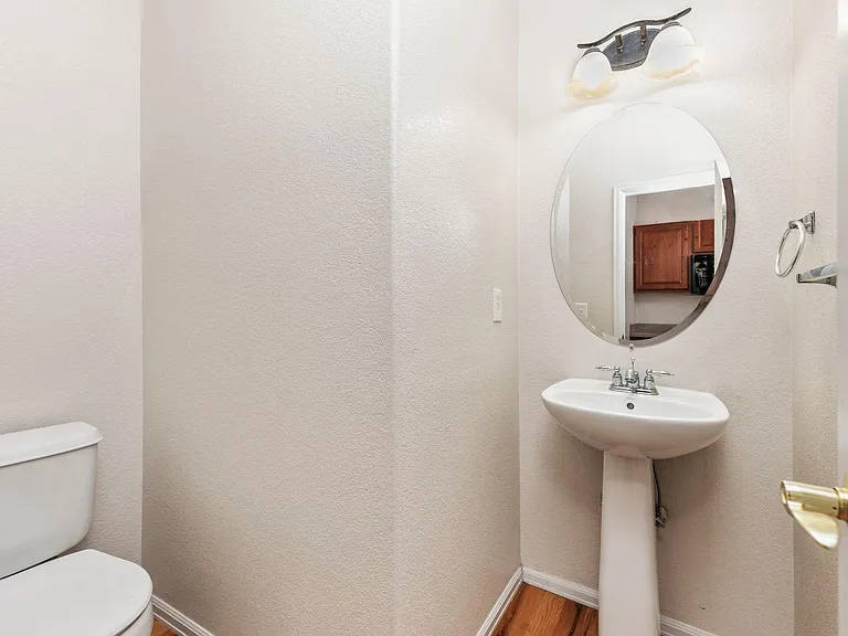15898 James Gate Pl — Photo 26