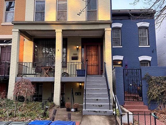 2nd image of 1428 G St SE