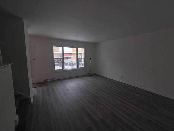4th image of 5035 W Gladys Ave #C