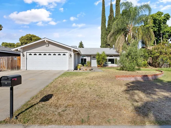 1832 S Atwood Street, Visalia, CA 93277