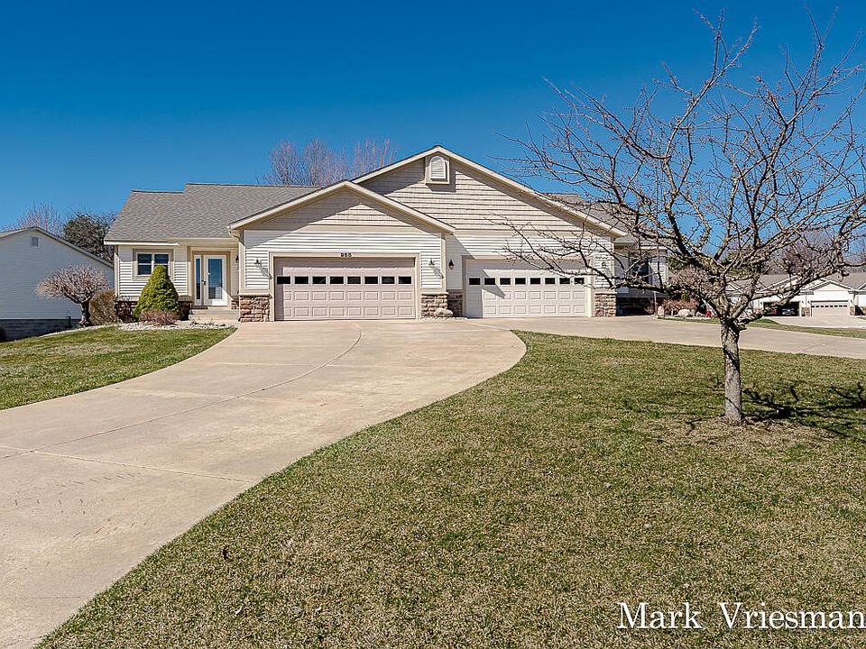 1st image of 968 N Sandalwood Cir #24