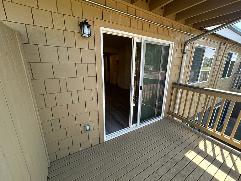 Washington Park Apartments — Photo 33