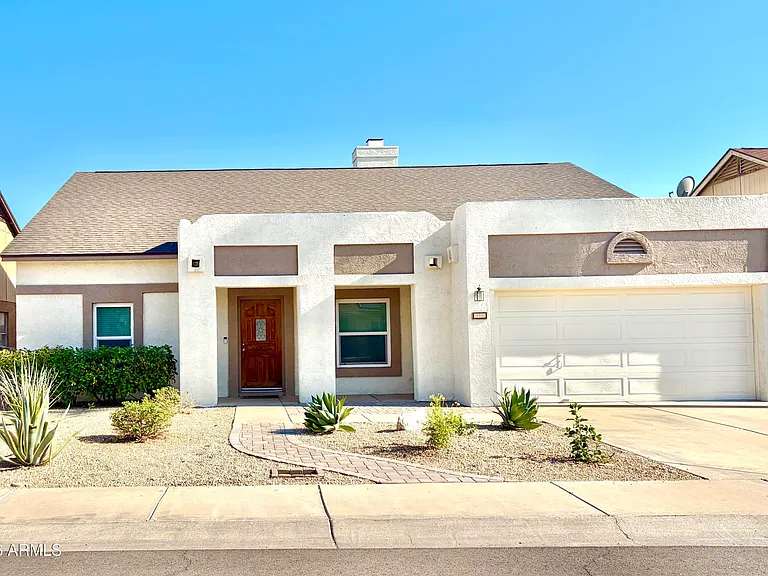 4201 W Soft Wind Dr — Photo 1