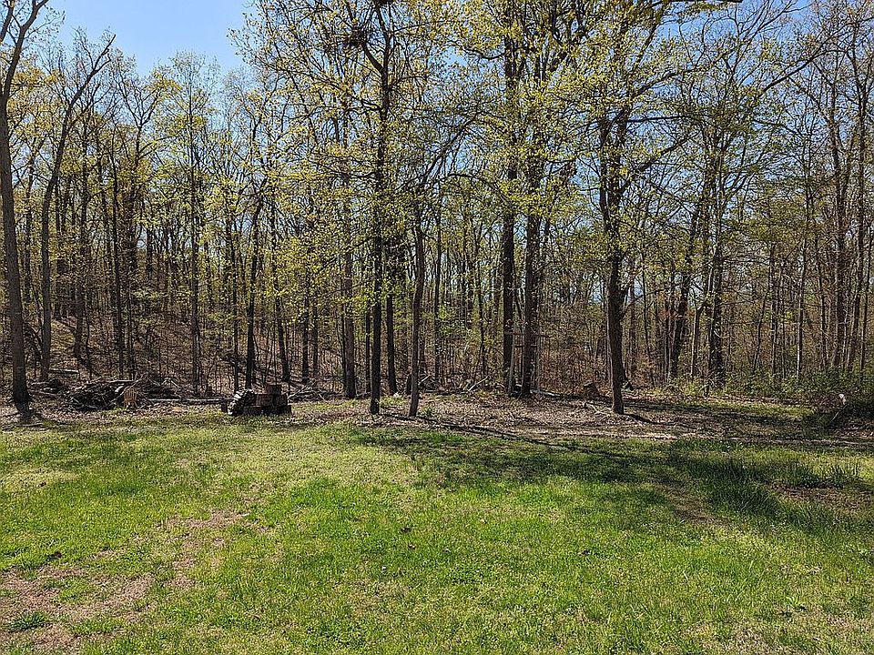 2nd image of 15425 Overlook Ct