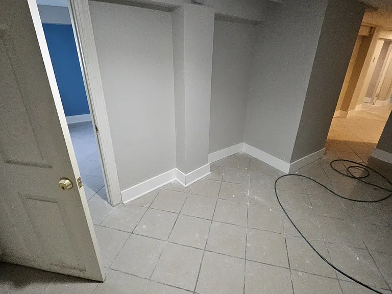 7009 S Perry Ave #1 — Photo 5