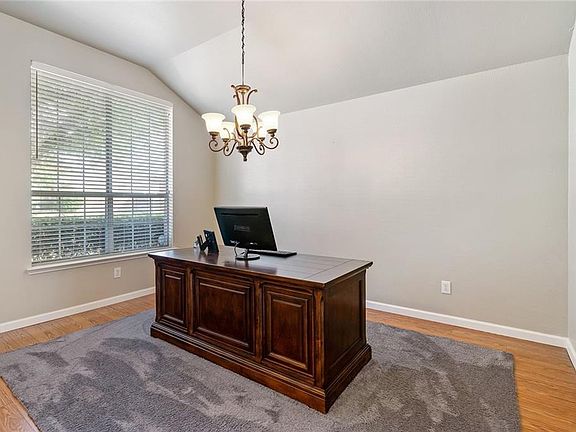 5th image of 1600 Cedar Elm Dr