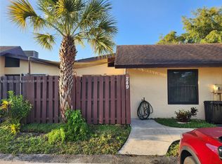 249 Briarwood Cir #3-15, Hollywood, FL 33024