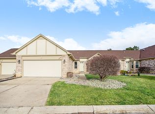 15475 Heather Ridge Trl, Clinton Township, MI 48038