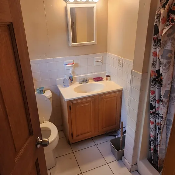 392 Ferry St #1 — Photo 4