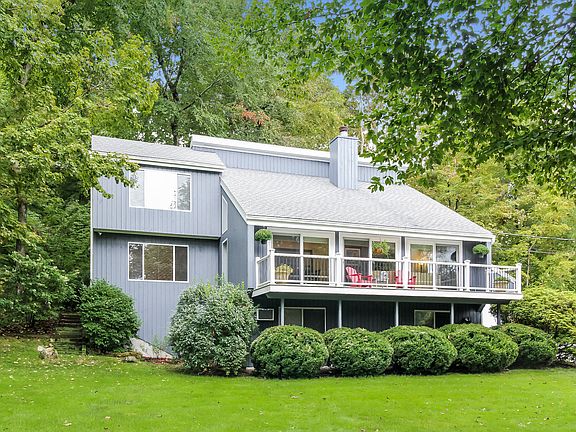 104 Beechwood Avenue