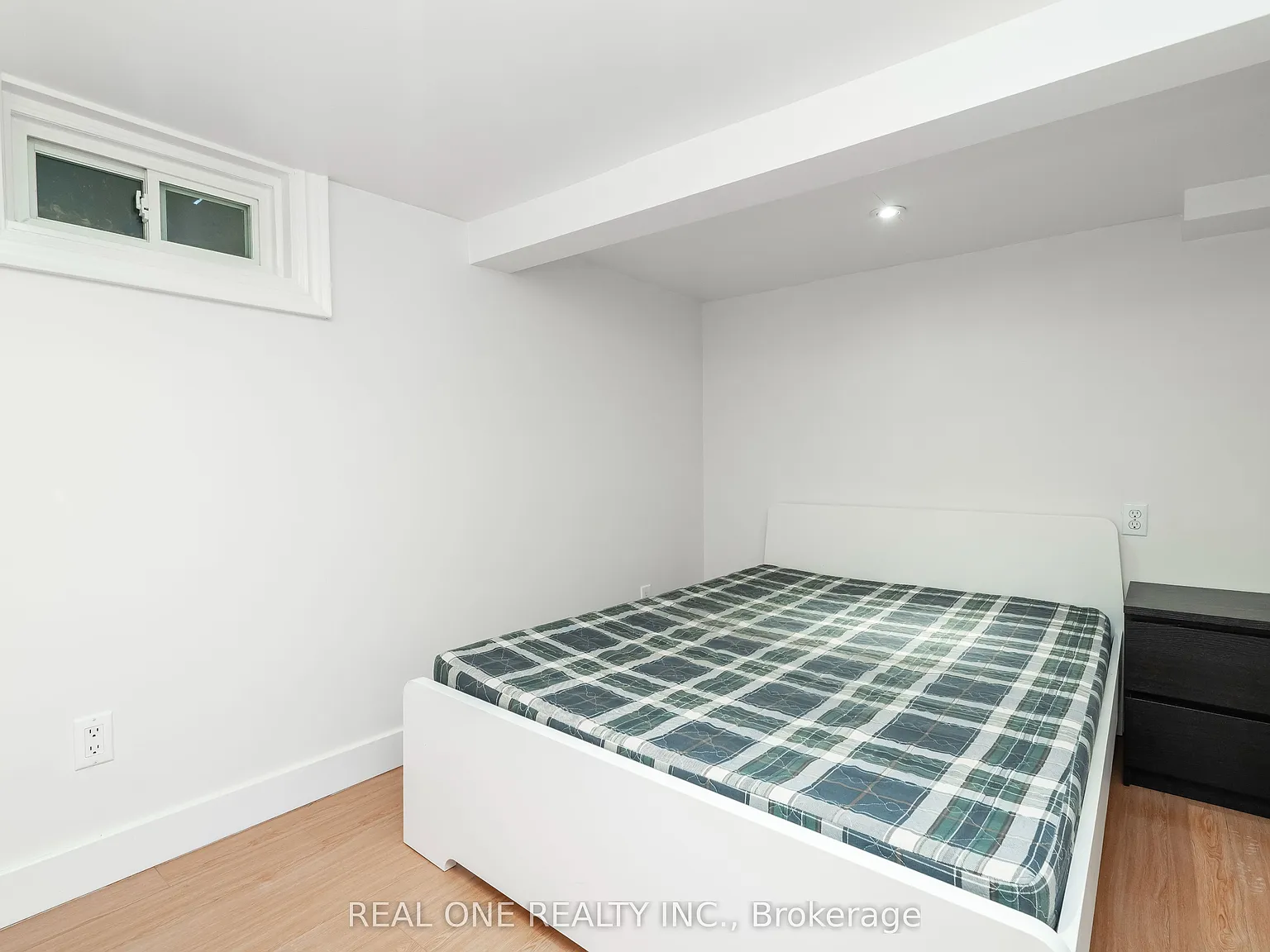 1 bed, $950 — Photo 3
