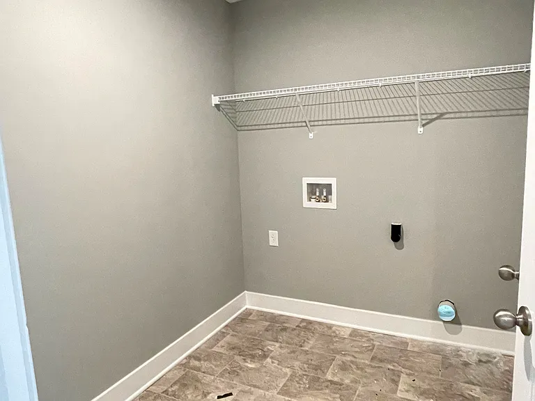 2472 Creekland Dr — Photo 13