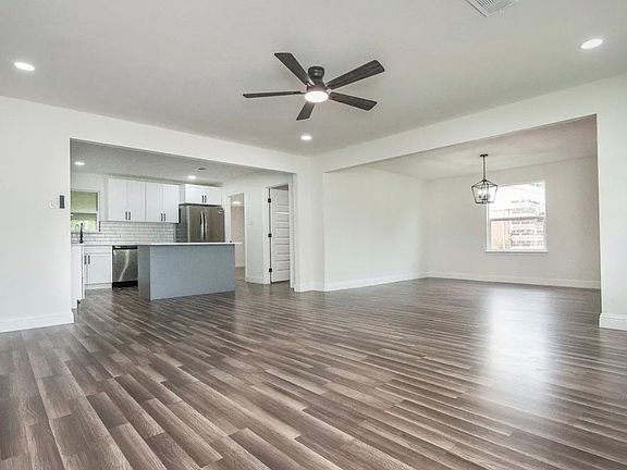 5th image of 2608 Lockhart Ave