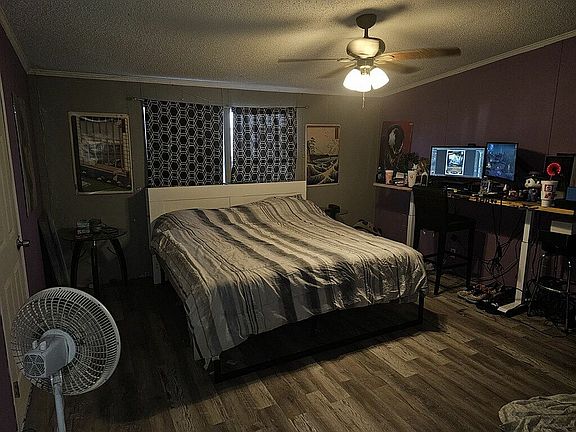 3rd image of 1139 Breezy Oaks