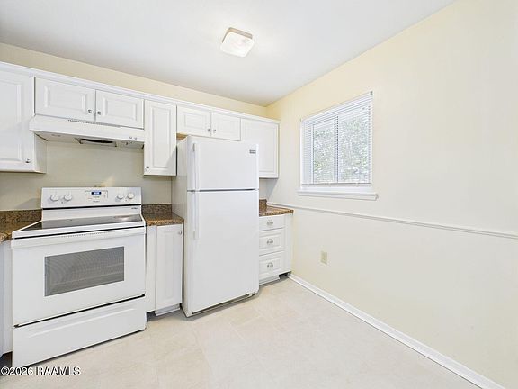 4th image of 201 S South College Rd #212