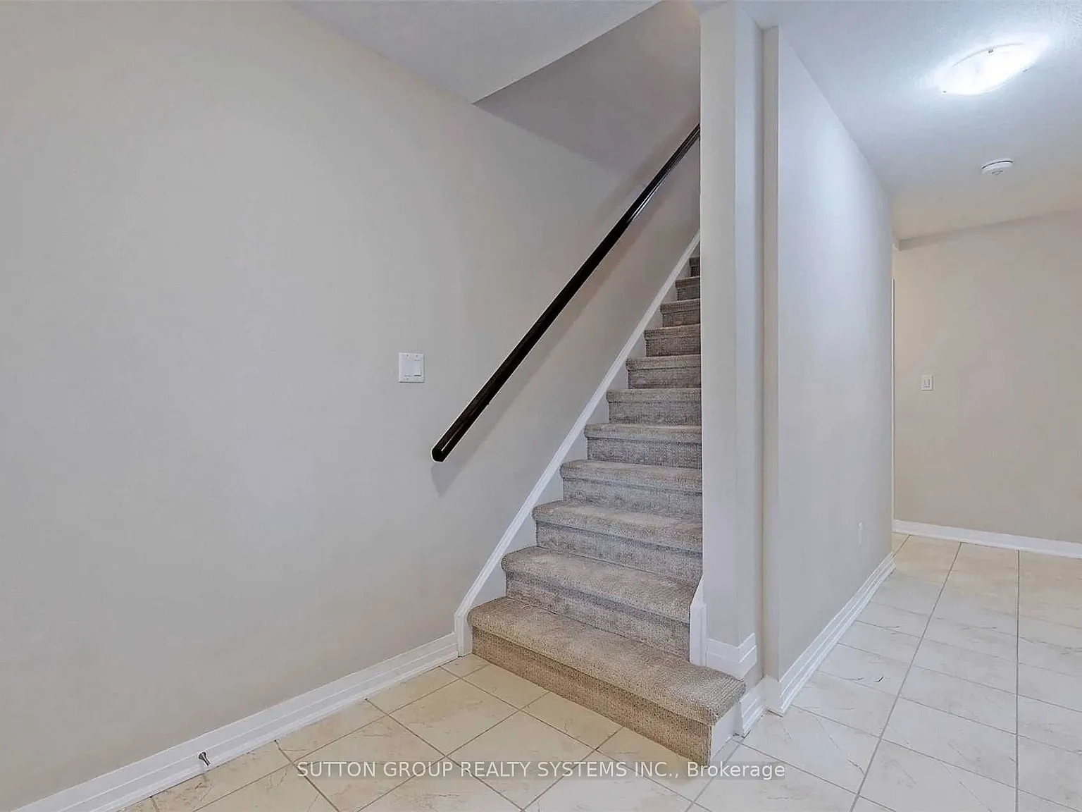 4 bed, $2,975 — Photo 3